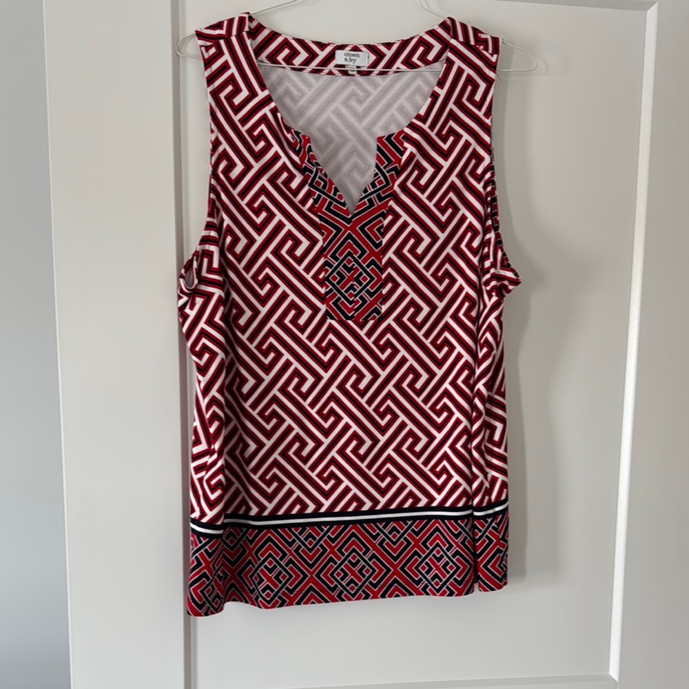Crown & Ivy Red and White Geometric Tank Top